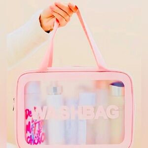 TRAVEL ORGANIZER BAG FOR TOILETRIES NWOT